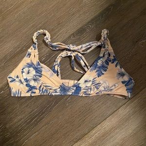 Frankie’s bikinis too size s